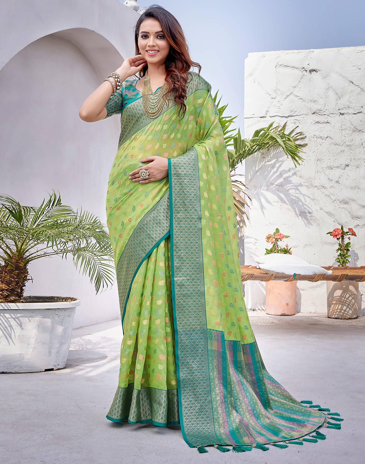     			Samah Organza Woven Saree With Unstitched Blouse Piece ( Light Green )