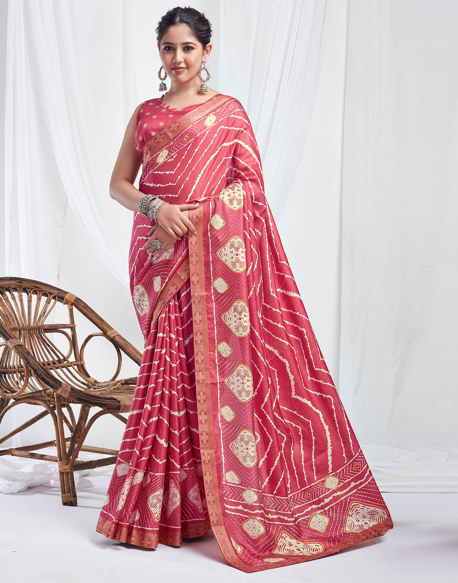 Samah Silk Printed Saree With Unstitched Blouse Piece ( Pink ) Samah Silk Printed Saree With Unstitched Blouse Piece ( Pink )