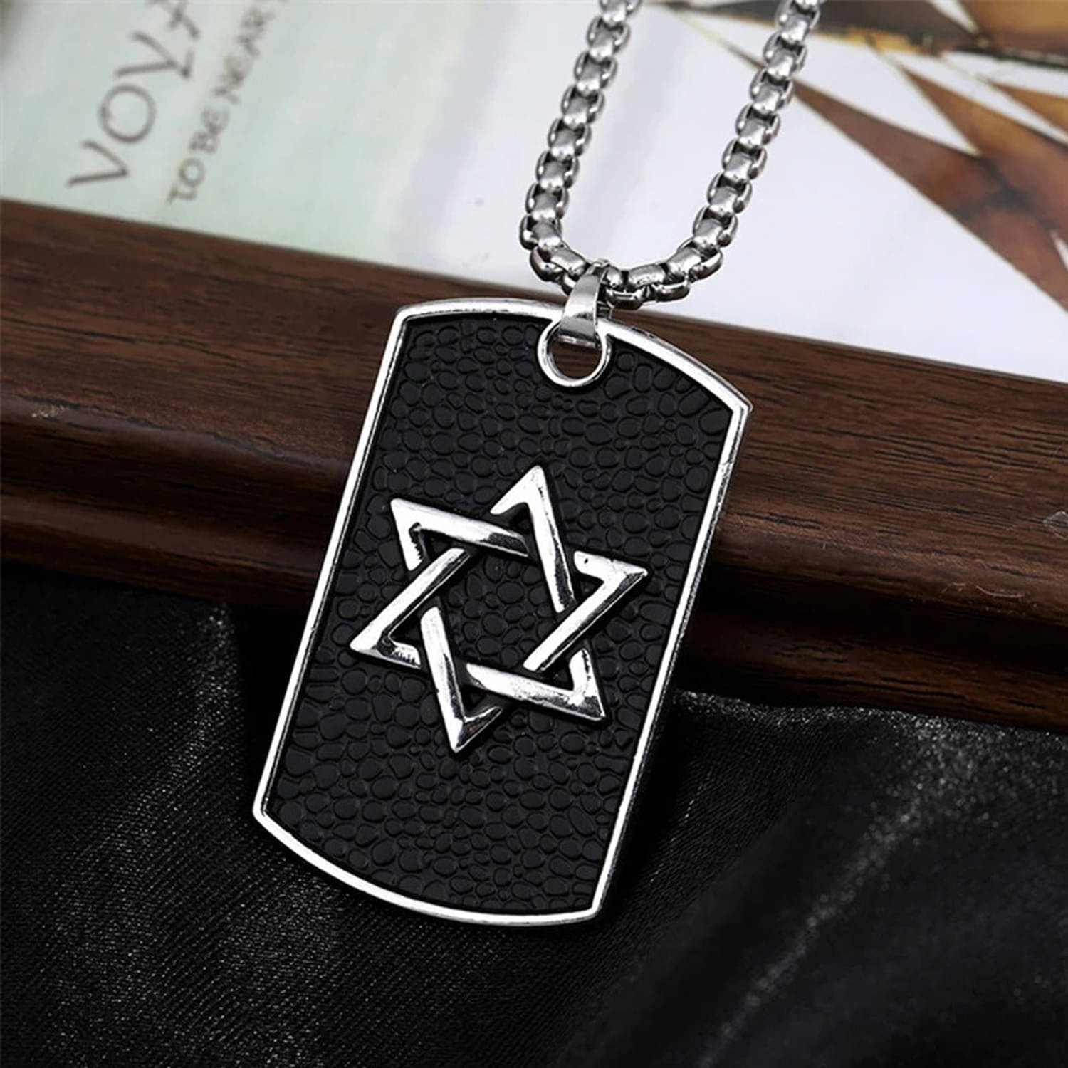    			Fashion Frill Silver Chain For Men Stainless Steel Black Shield Star Amulet