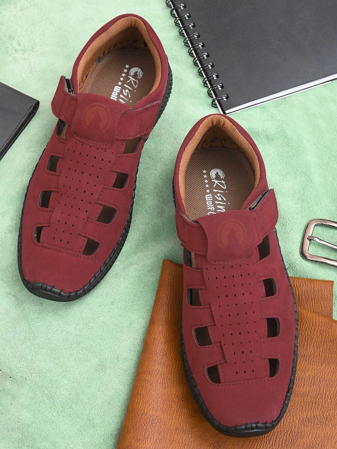     			Rising Wolf - Red Men's Sandals