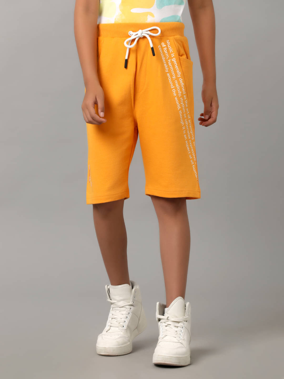    			Under Fourteen Only Pack of 1 Cotton Shorts For Boys ( Yellow )