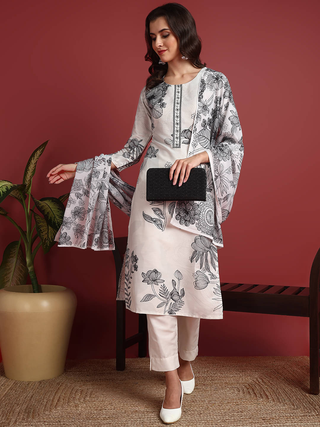     			Vaamsi Silk Blend Printed Kurti With Pants Women's Stitched Salwar Suit - Off White ( Pack of 1 )