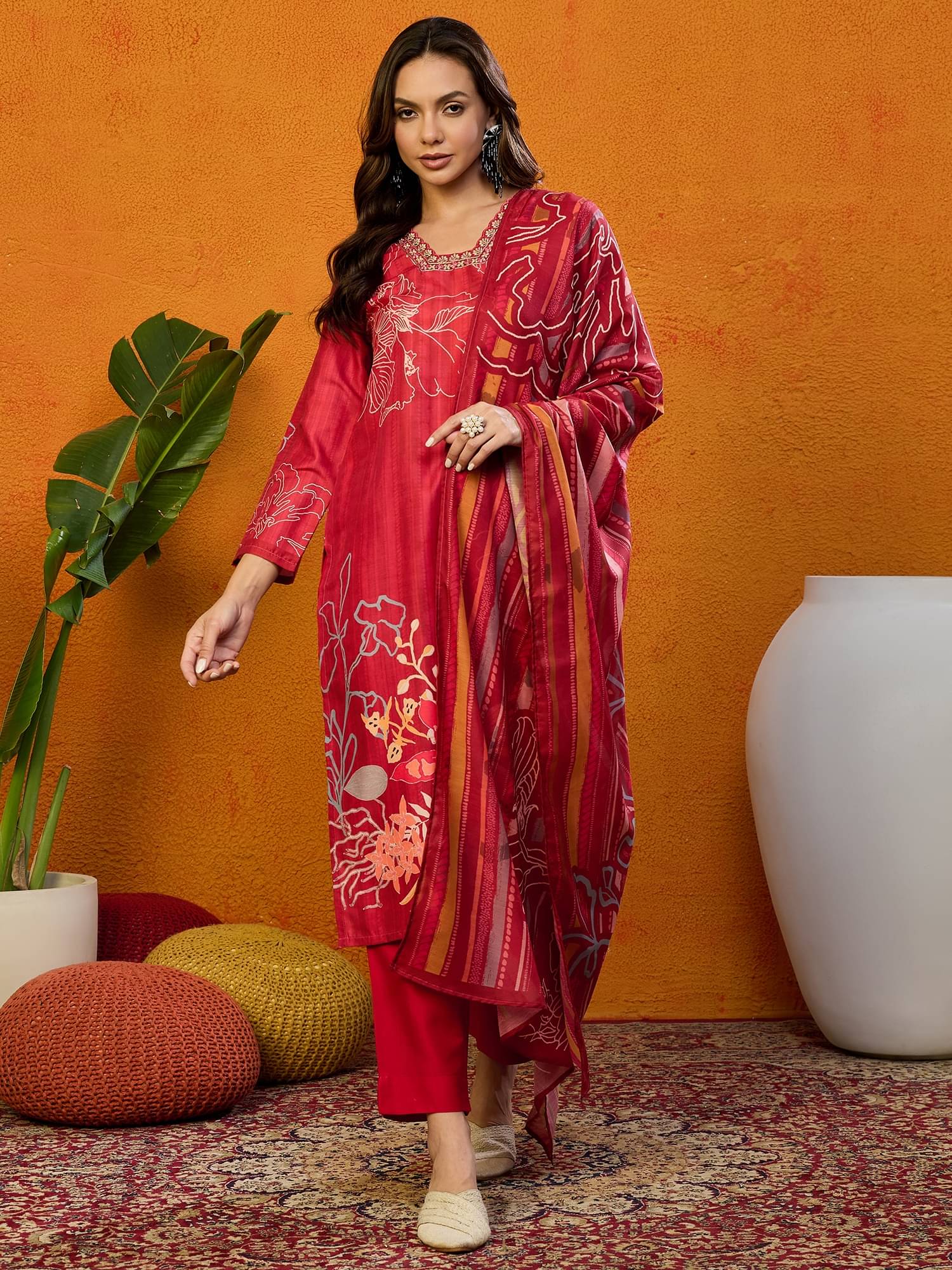 Vaamsi Silk Blend Printed Kurti With Pants Women's Stitched Salwar Suit - Red ( Pack of 1 ) Vaamsi Silk Blend Printed Kurti With Pants Women's Stitched Salwar Suit - Red ( Pack of 1 )