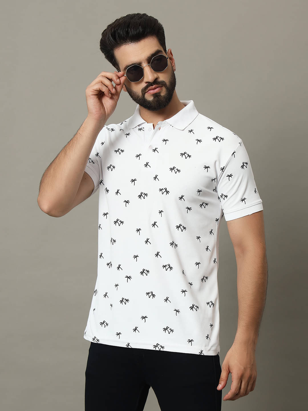 DENNIN Pack of 1 Cotton Blend Regular Fit Printed Half Sleeves Men's Polo T Shirt ( White )     			DENNIN Pack of 1 Cotton Blend Regular Fit Printed Half Sleeves Men's Polo T Shirt ( White )