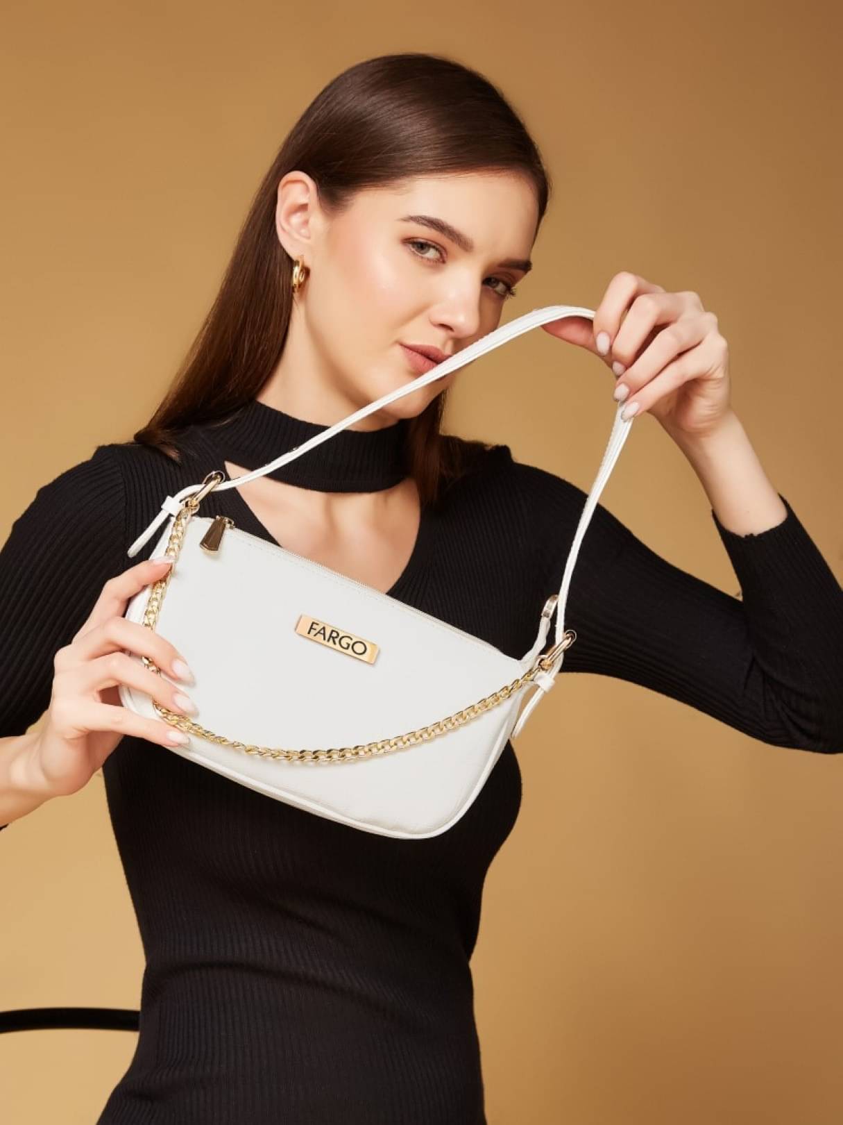     			Fargo White PU Handheld
