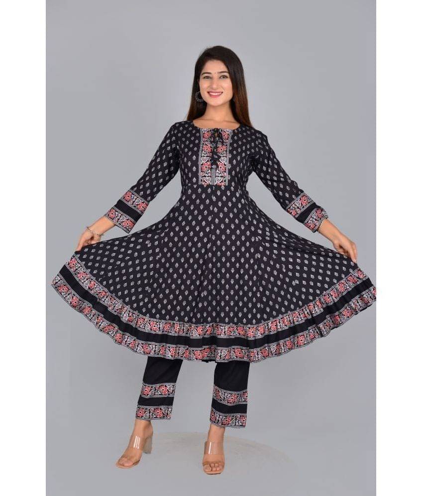Aurelisa Rayon Printed Kurti With Pants Women's Stitched Salwar Suit - Black ( Pack of 1 ) Aurelisa Rayon Printed Kurti With Pants Women's Stitched Salwar Suit - Black ( Pack of 1 )