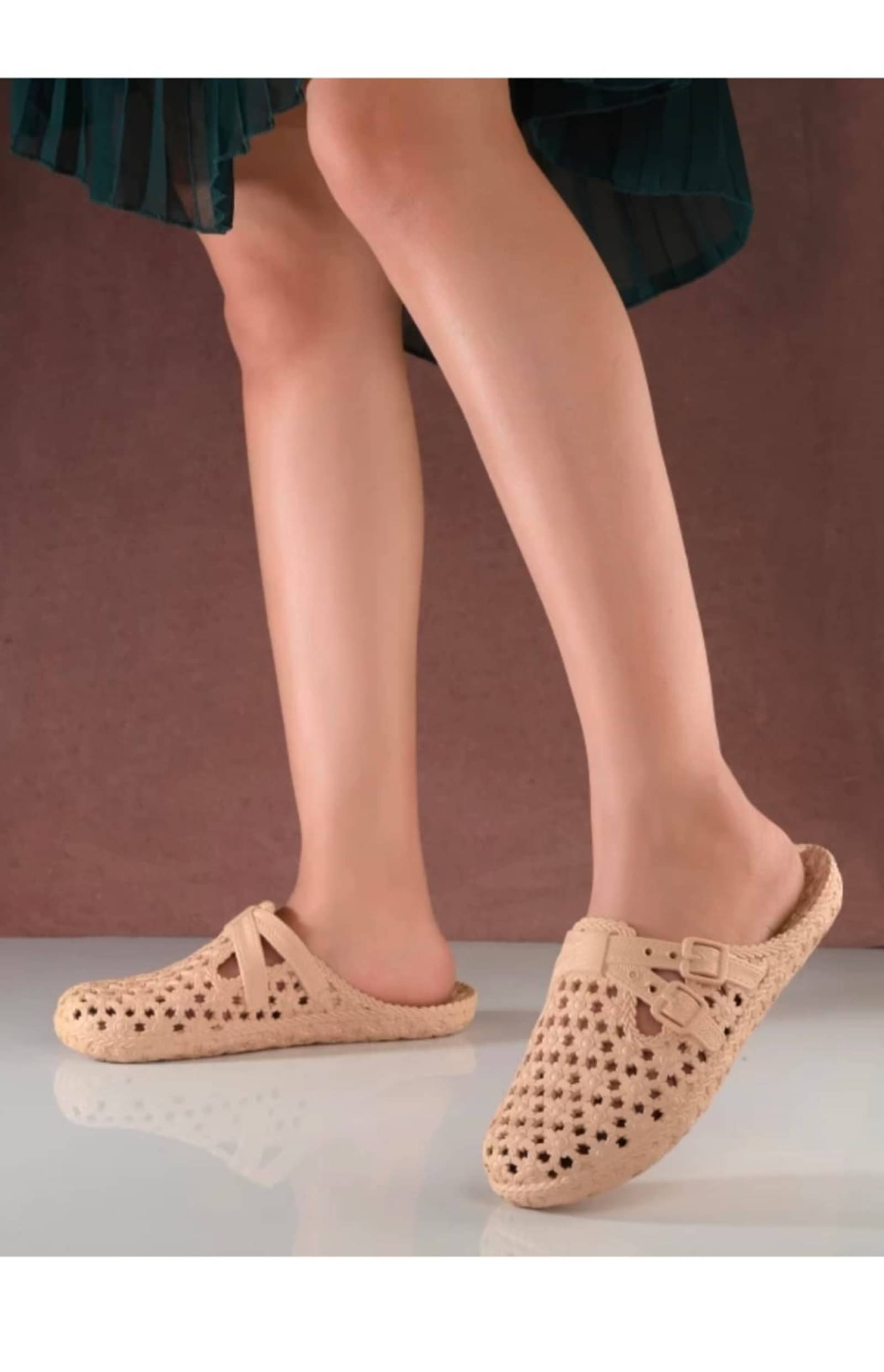 Deals4you Beige Women's Daily Slipper Deals4you Beige Women's Daily Slipper