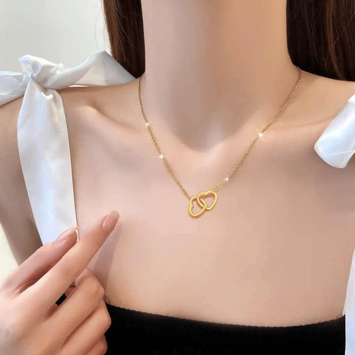     			PUJVI Golden Pendant set ( Pack of 1 )