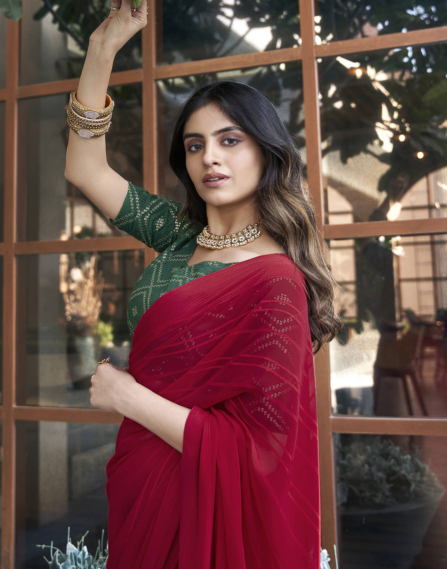 Satrani Georgette Striped Saree With Unstitched Blouse Piece ( Red ) Satrani Georgette Striped Saree With Unstitched Blouse Piece ( Red )