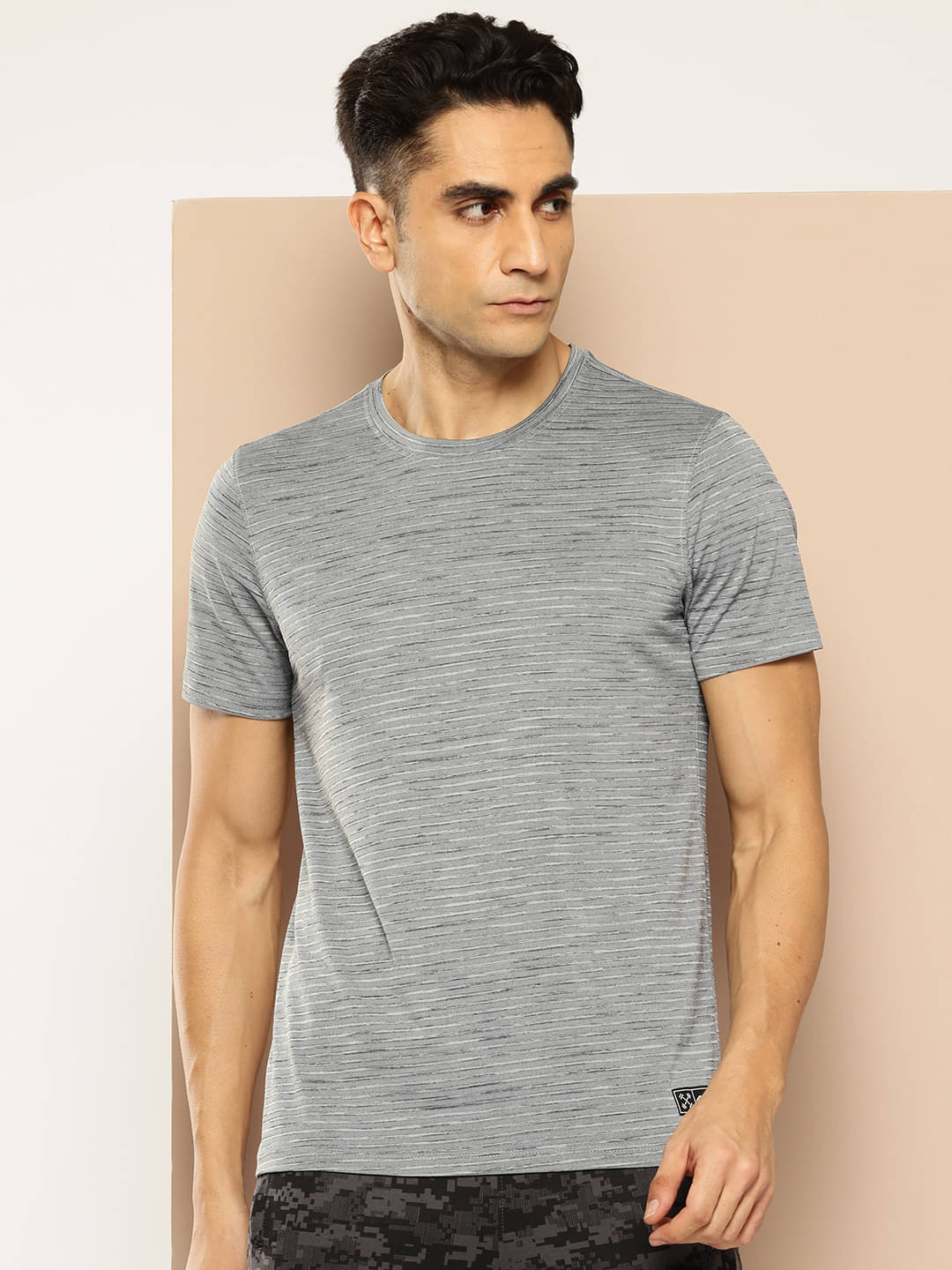     			Alcis Grey Polyester Slim Fit Men's Sports T-Shirt ( Pack of 1 )