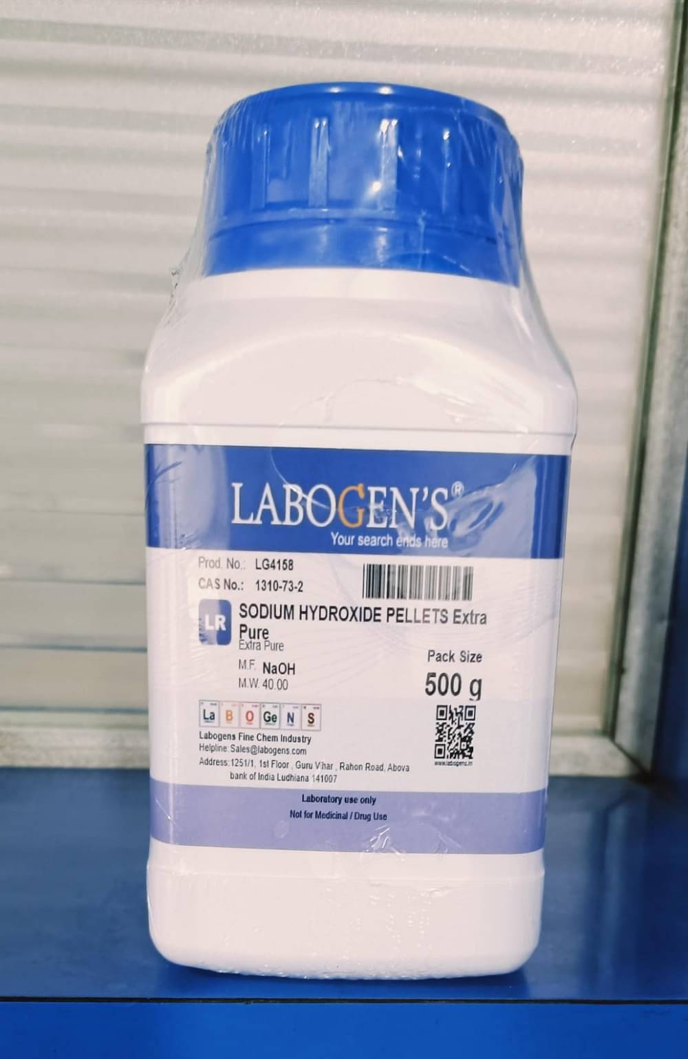     			LABOGENS SODIUM HYDROXIDE pellets Extra Pure  500GM