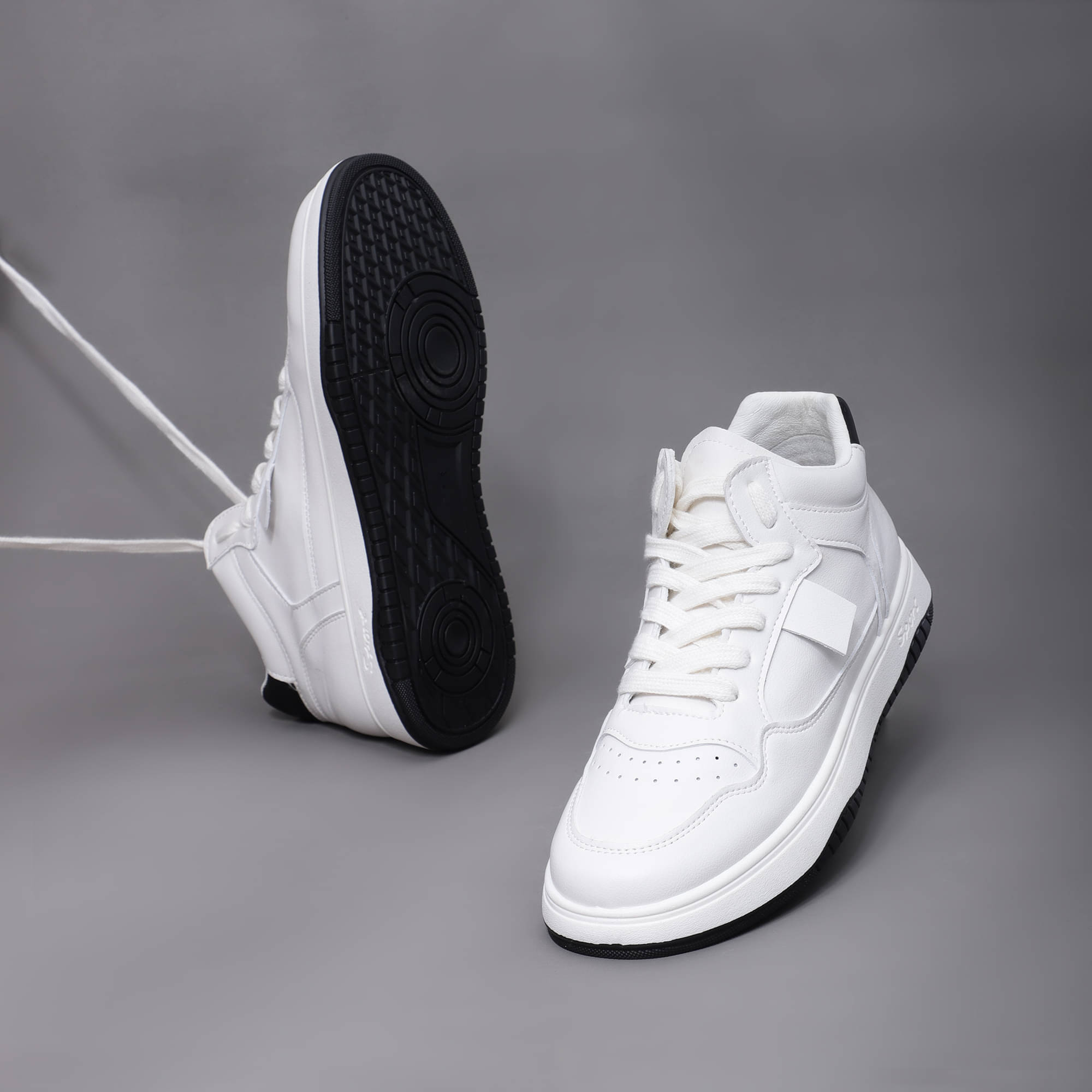     			OZZOH White,Black Women's Sneakers