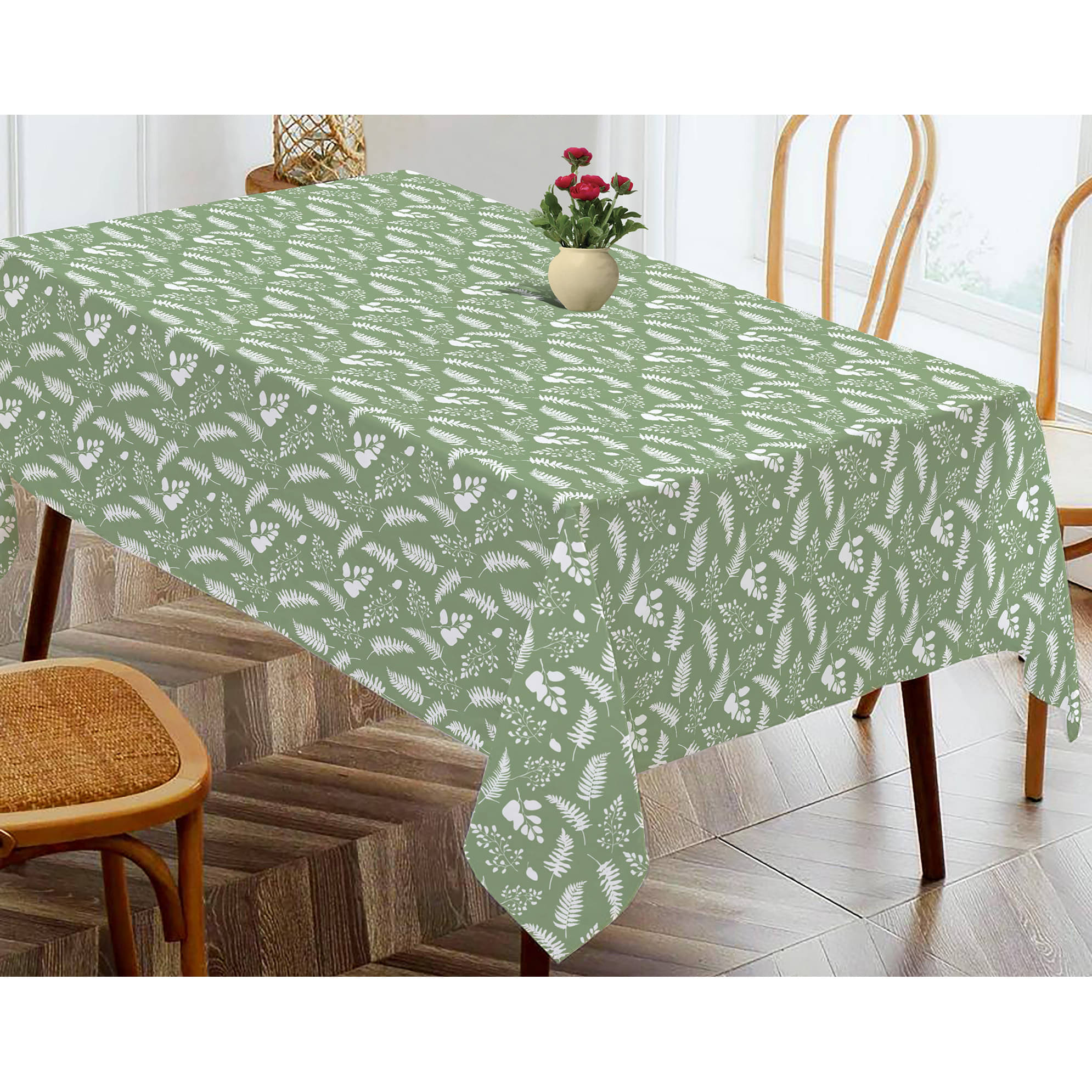 Oasis Hometex Printed Cotton 4 Seater Rectangle Table Cover ( 152 x 138 ) cm Pack of 1 Green     			Oasis Hometex Printed Cotton 4 Seater Rectangle Table Cover ( 152 x 138 ) cm Pack of 1 Green