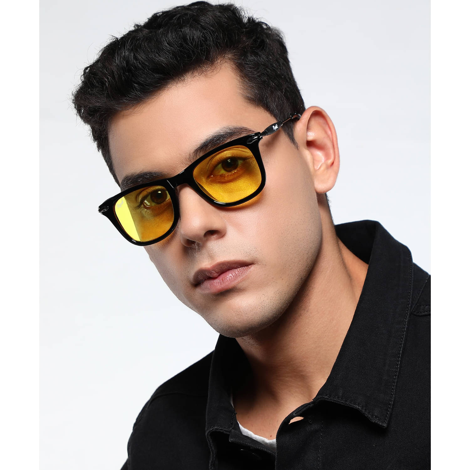     			RESIST EYEWEAR Black Rectangular Sunglasses ( Pack of 1 )