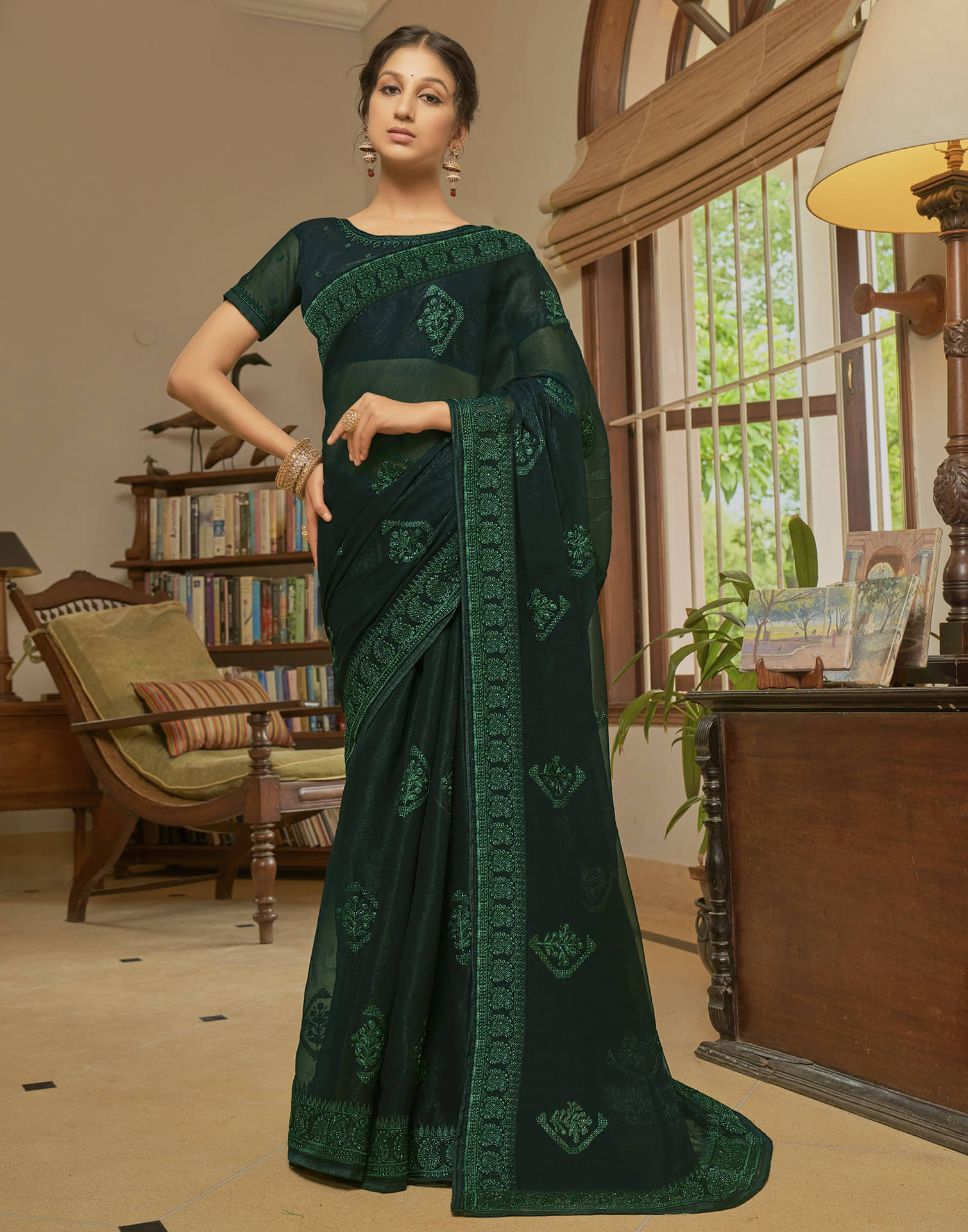     			Satrani Chiffon Embroidered Saree With Unstitched Blouse Piece ( Green )