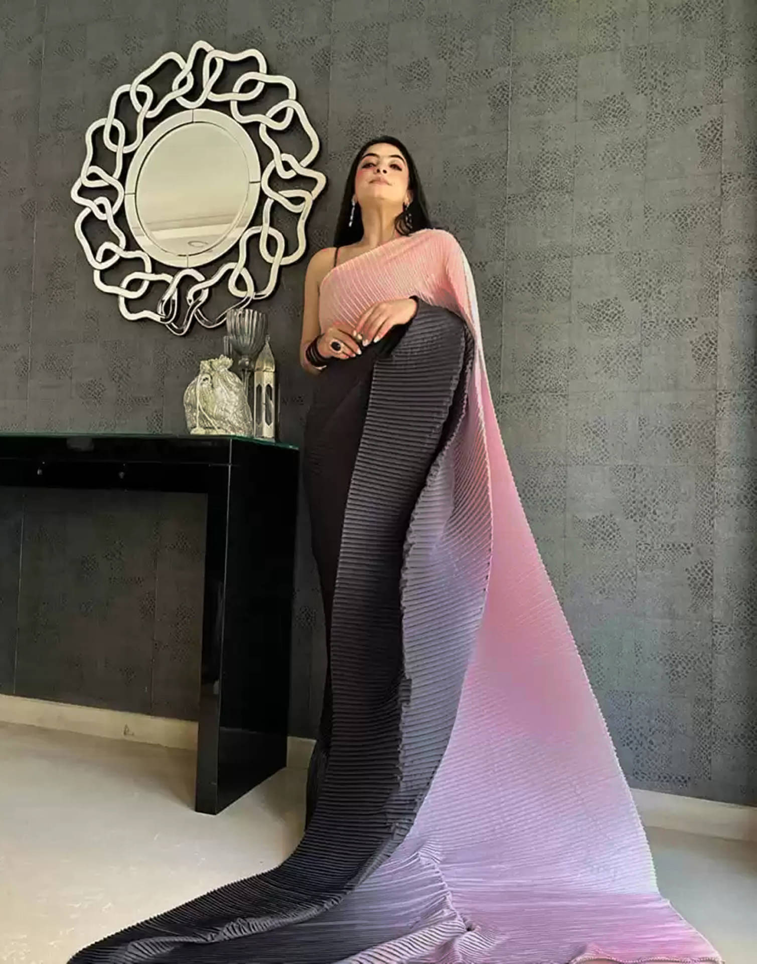     			Satrani Georgette Dyed Saree With Unstitched Blouse Piece ( Pink )