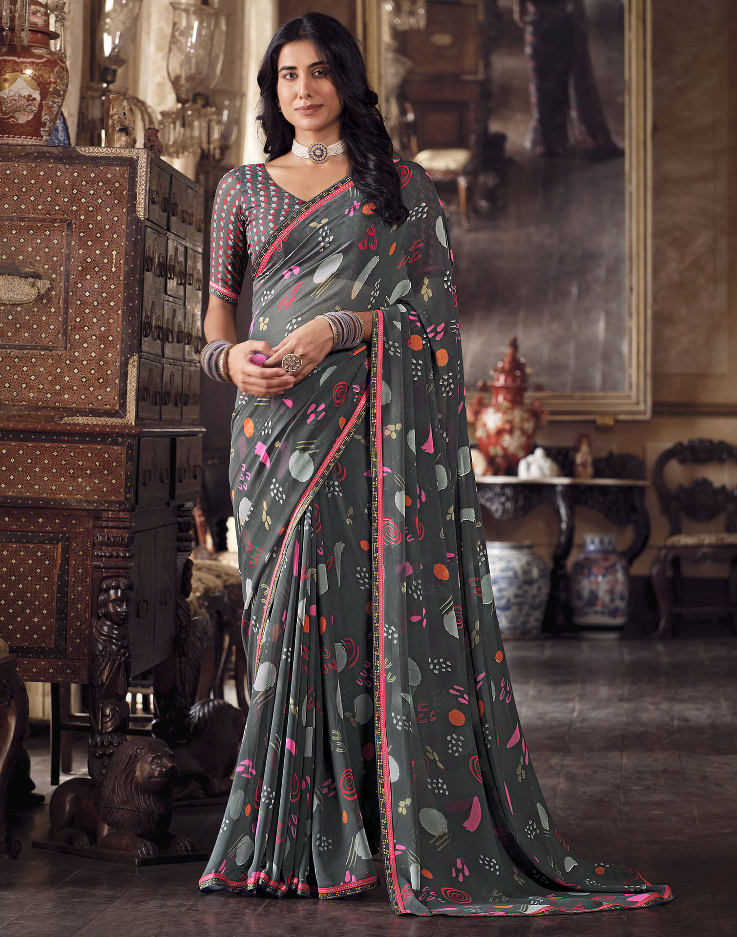     			Satrani Georgette Printed Saree With Unstitched Blouse Piece ( Grey )
