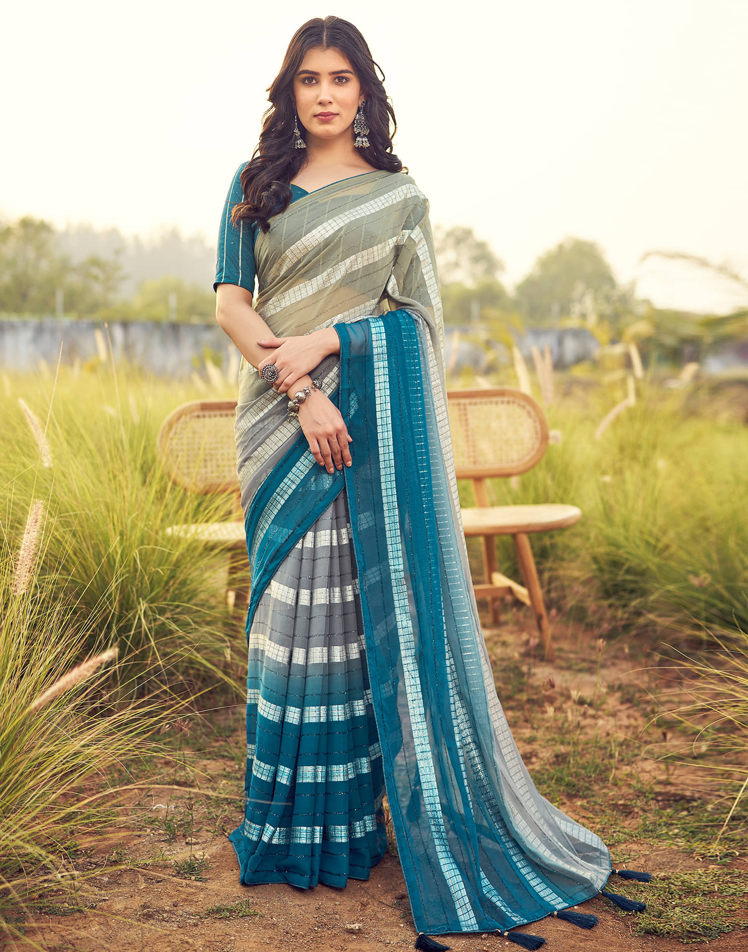     			Satrani Georgette Striped Saree With Unstitched Blouse Piece ( Teal )