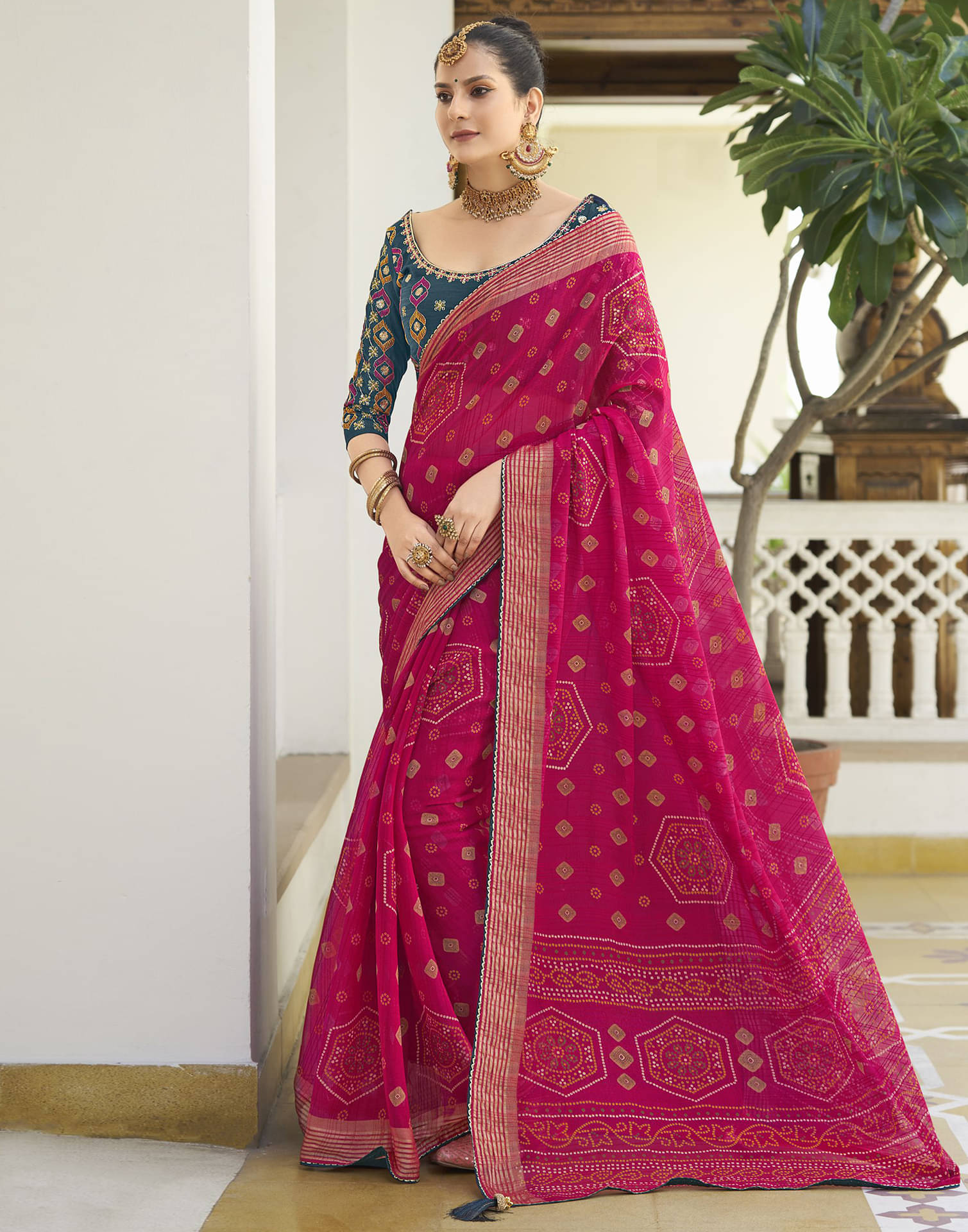 Satrani Shimmer Printed Saree With Unstitched Blouse Piece ( Rani ) Satrani Shimmer Printed Saree With Unstitched Blouse Piece ( Rani )