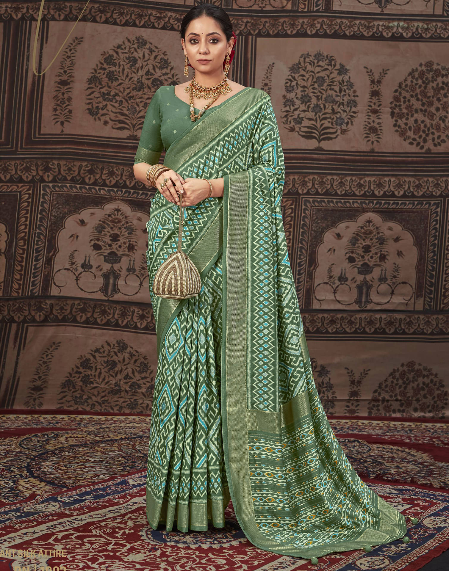 Satrani Silk Printed Saree With Unstitched Blouse Piece ( Mint Green ) Satrani Silk Printed Saree With Unstitched Blouse Piece ( Mint Green )
