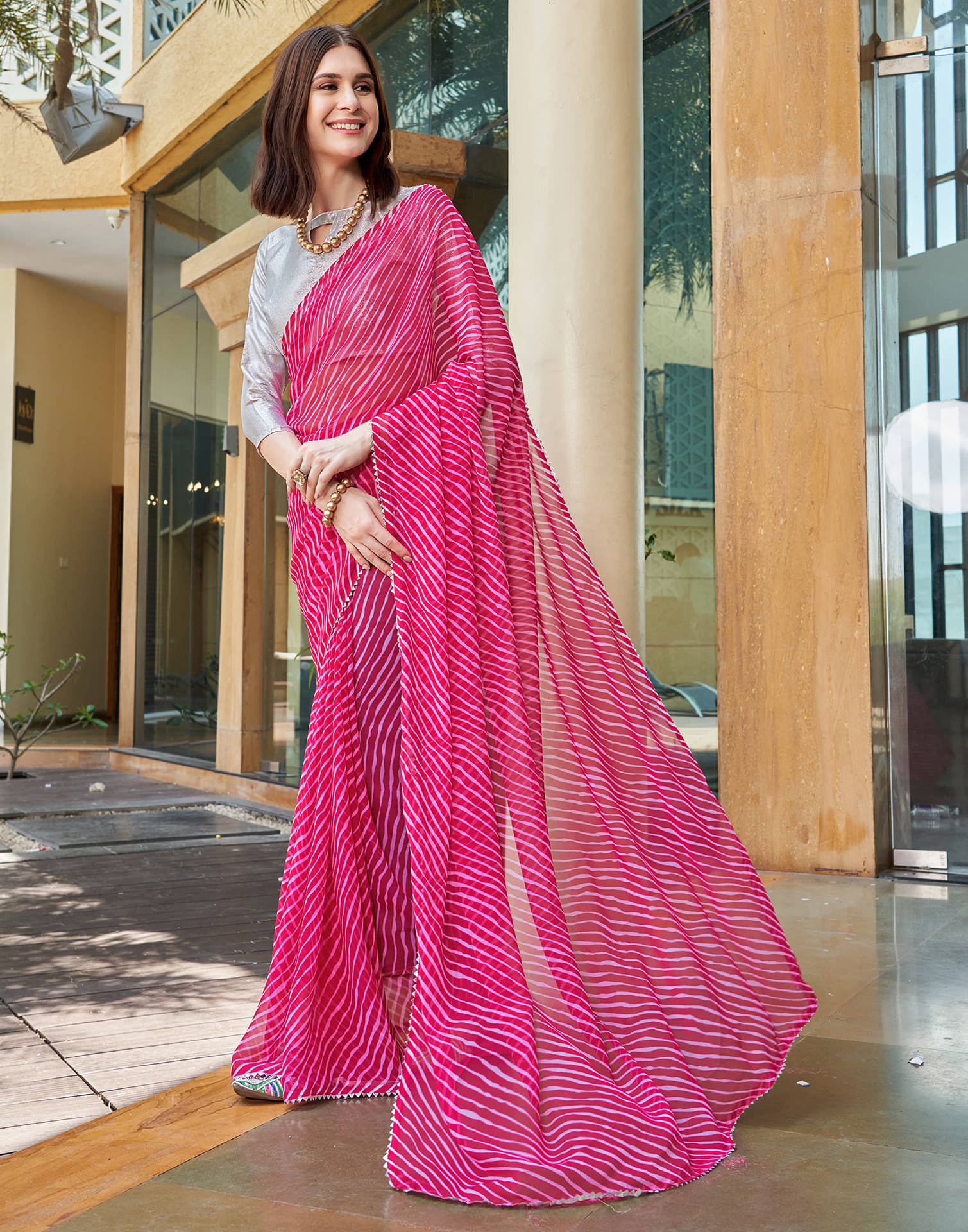 Samah Georgette Printed Saree With Unstitched Blouse Piece ( Pink ) Samah Georgette Printed Saree With Unstitched Blouse Piece ( Pink )