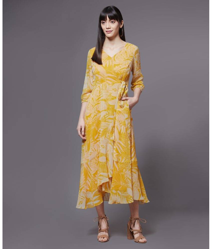 Miss Chase Women Chiffon Printed Fit & Flare Dress ( Multi Color ) Miss Chase Women Chiffon Printed Fit & Flare Dress ( Multi Color )