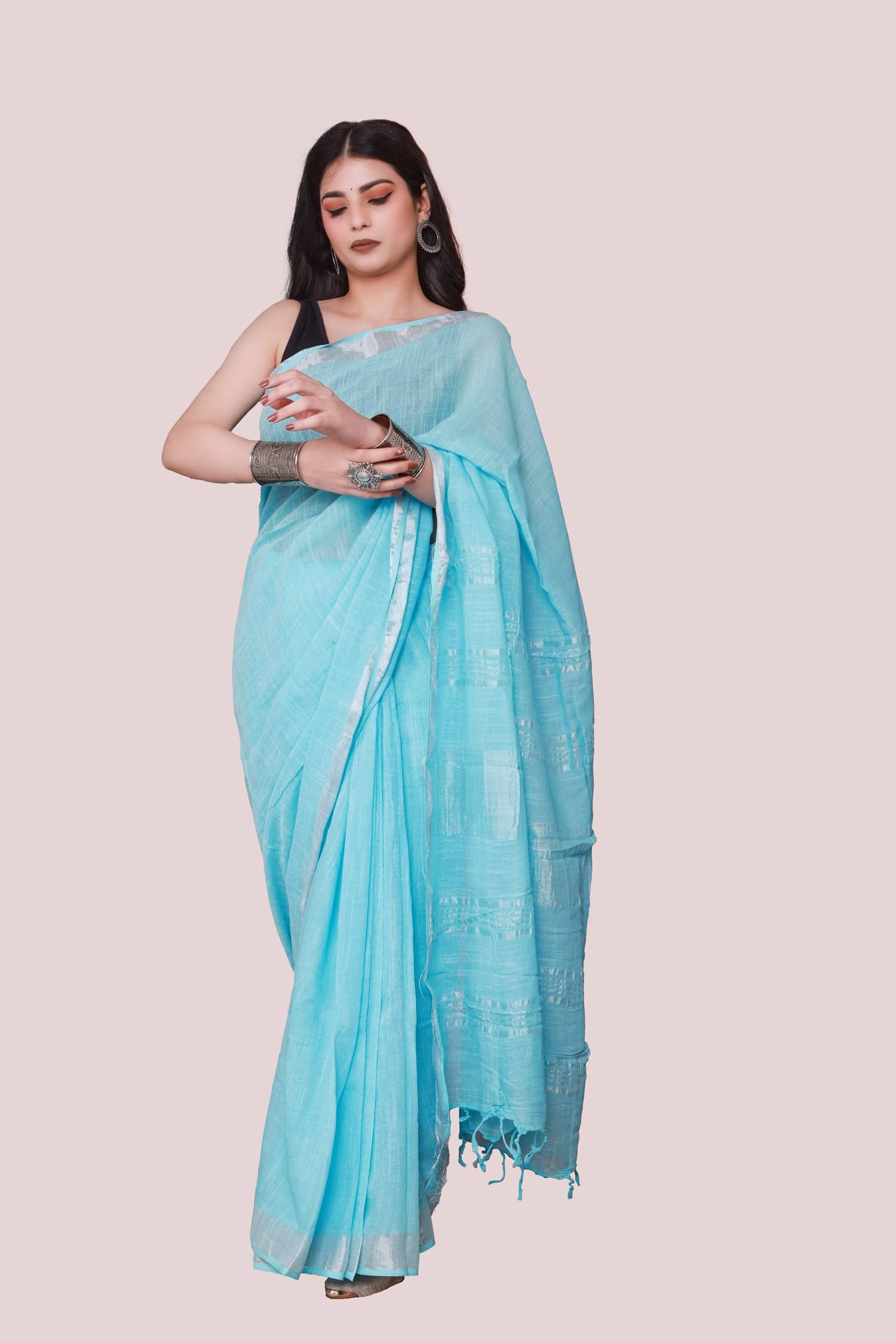 NOITAERCPR Cotton Solid Saree With Unstitched Blouse Piece ( LightBLue ) NOITAERCPR Cotton Solid Saree With Unstitched Blouse Piece ( LightBLue )