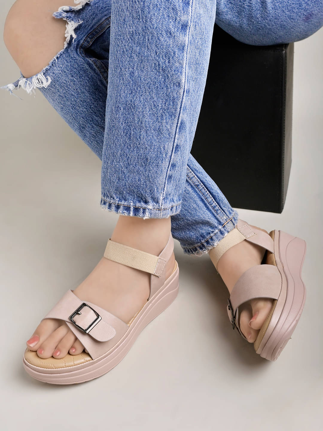     			Shoetopia Cream Women's Sandal Heels