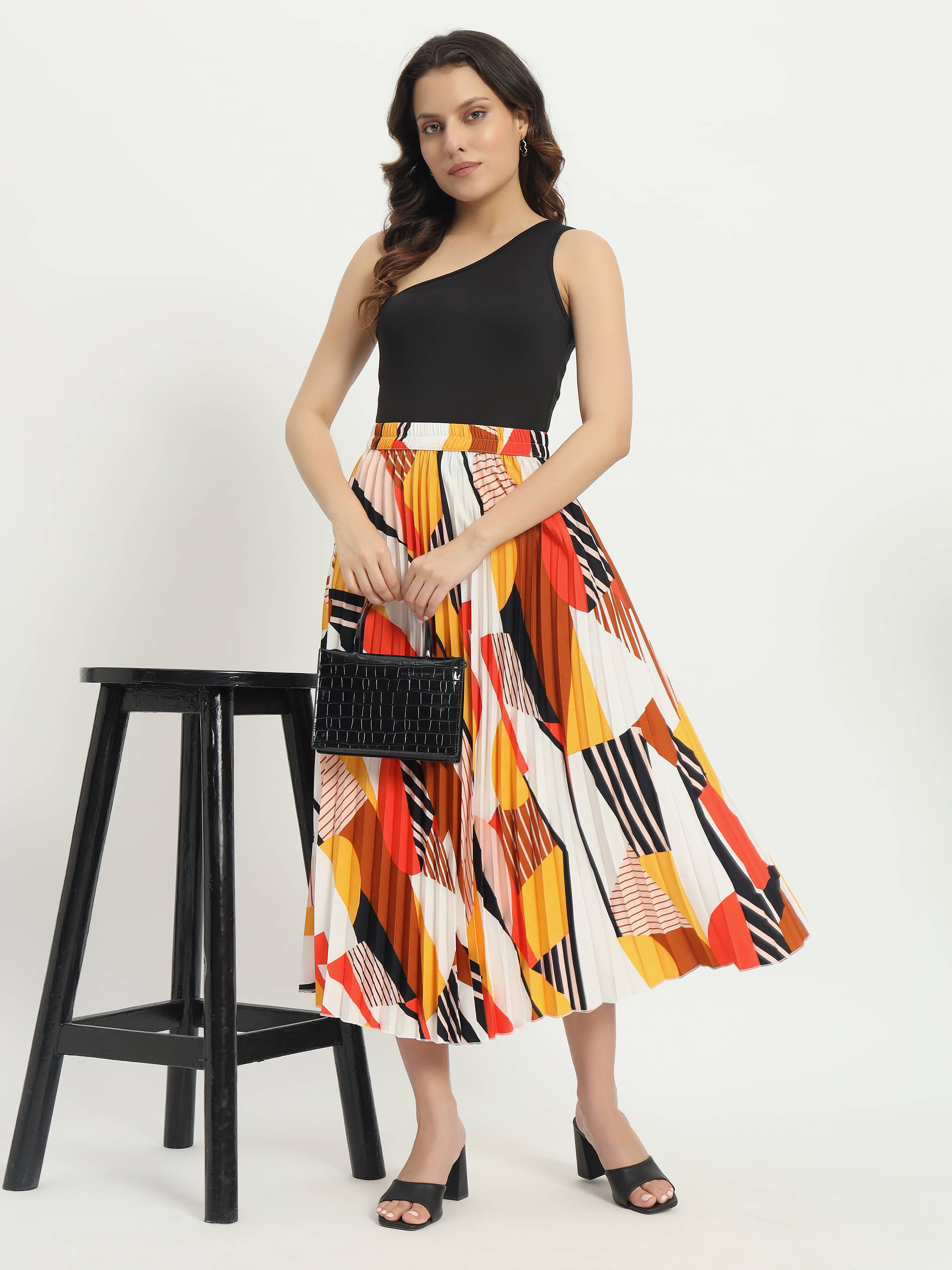     			ZWERLON White Crepe Women's Flared Skirt ( Pack of 1 )
