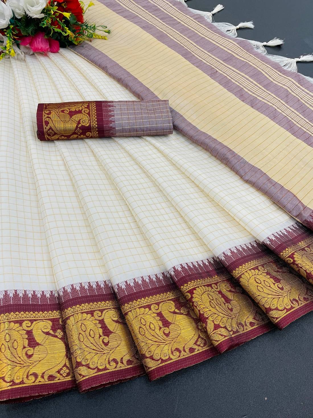 A TO Z CART Cotton Silk Checks Saree With Unstitched Blouse Piece ( Brown ) A TO Z CART Cotton Silk Checks Saree With Unstitched Blouse Piece ( Brown )