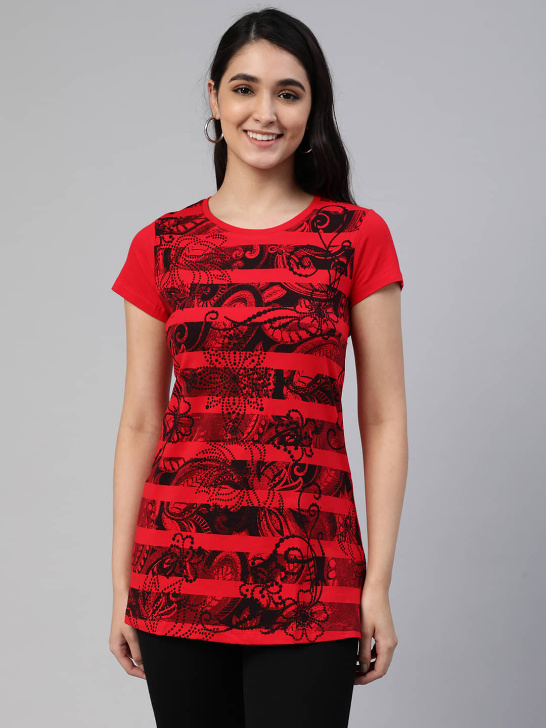     			LYRA Women Cotton Printed Regular Fit Round Neck T-Shirt ( Red )