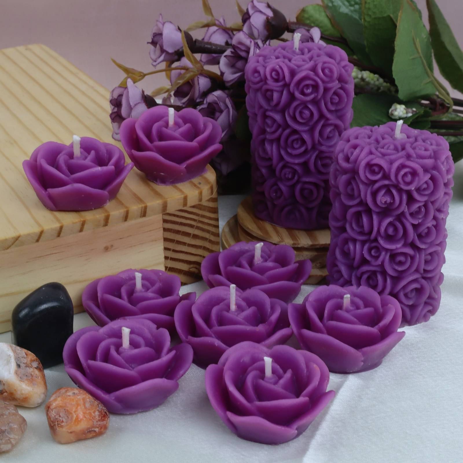 Shraddha Creation Purple Floral Floating Candle 7 cm ( Pack of 10 ) Shraddha Creation Purple Floral Floating Candle 7 cm ( Pack of 10 )