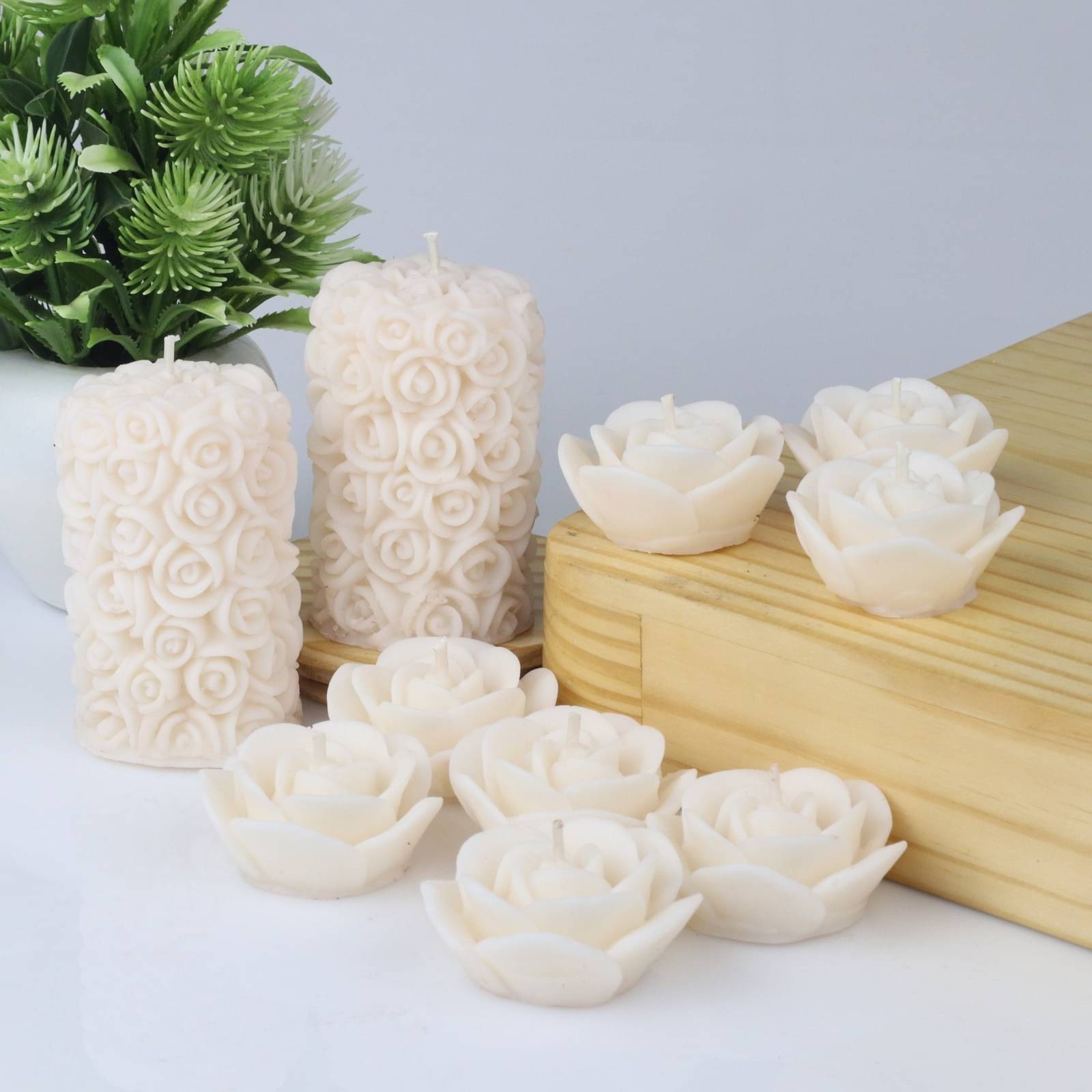 Shraddha Creation White Vanilla Floating Candle 7 cm ( Pack of 10 ) Shraddha Creation White Vanilla Floating Candle 7 cm ( Pack of 10 )