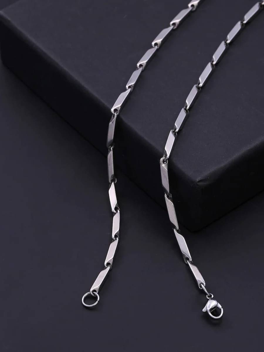 WTM Silver Plated Chain ( Set of 1 ) WTM Silver Plated Chain ( Set of 1 )