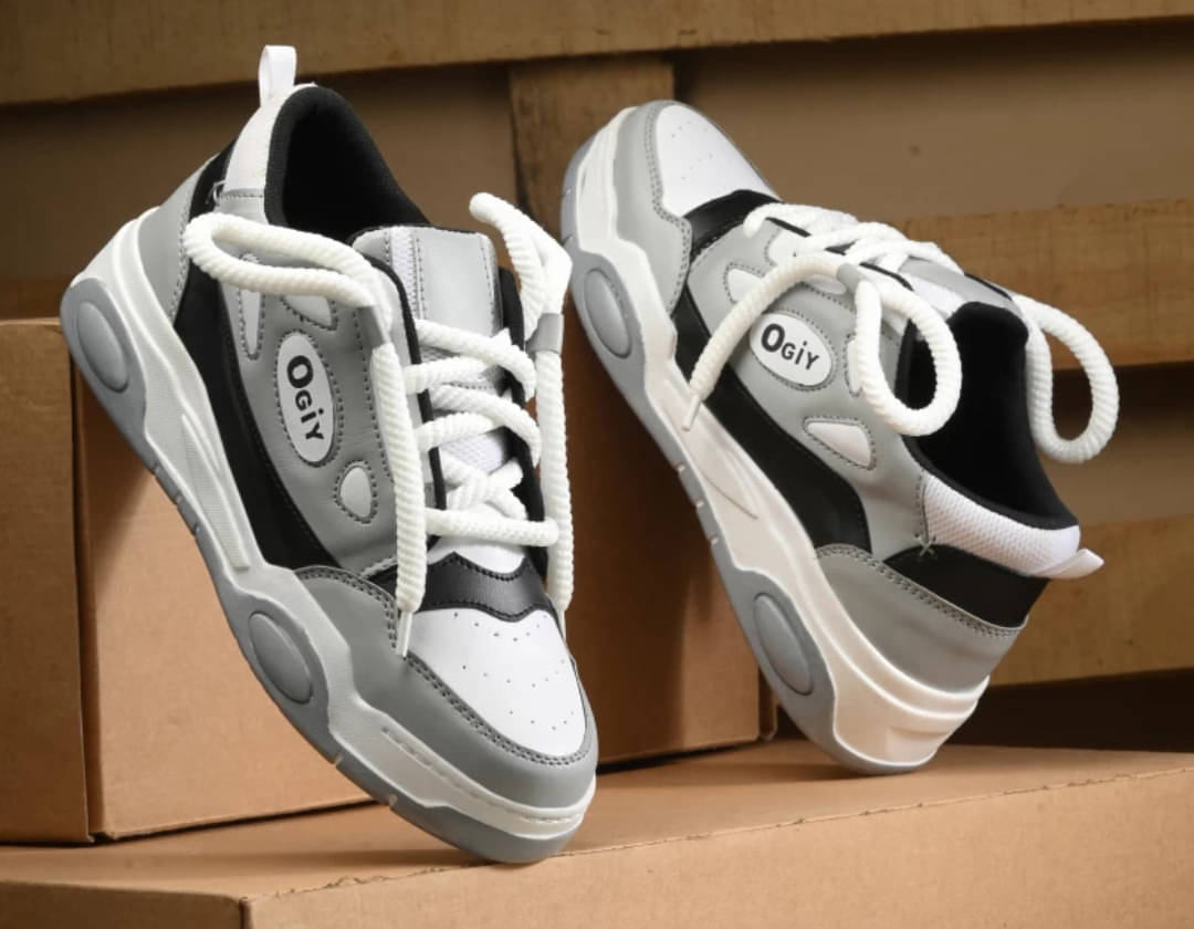     			wrizt Gray Women's Sneakers