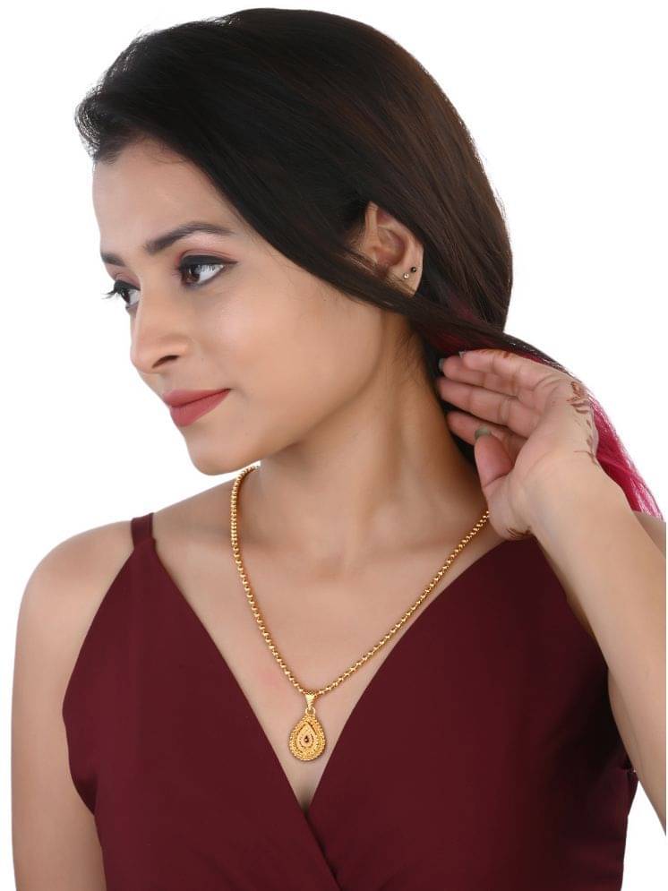     			AanyaCentric Golden Pendant ( Pack of 1 )