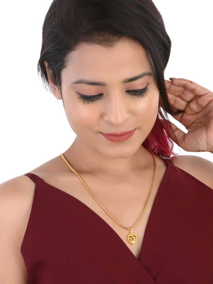     			AanyaCentric Golden Pendant ( Pack of 1 )