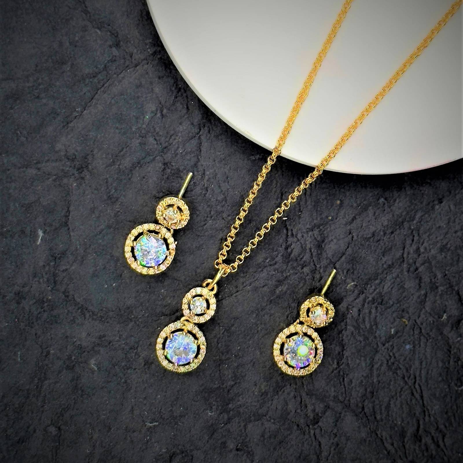     			Charms White Alloy Necklace Set ( Pack of 1 )