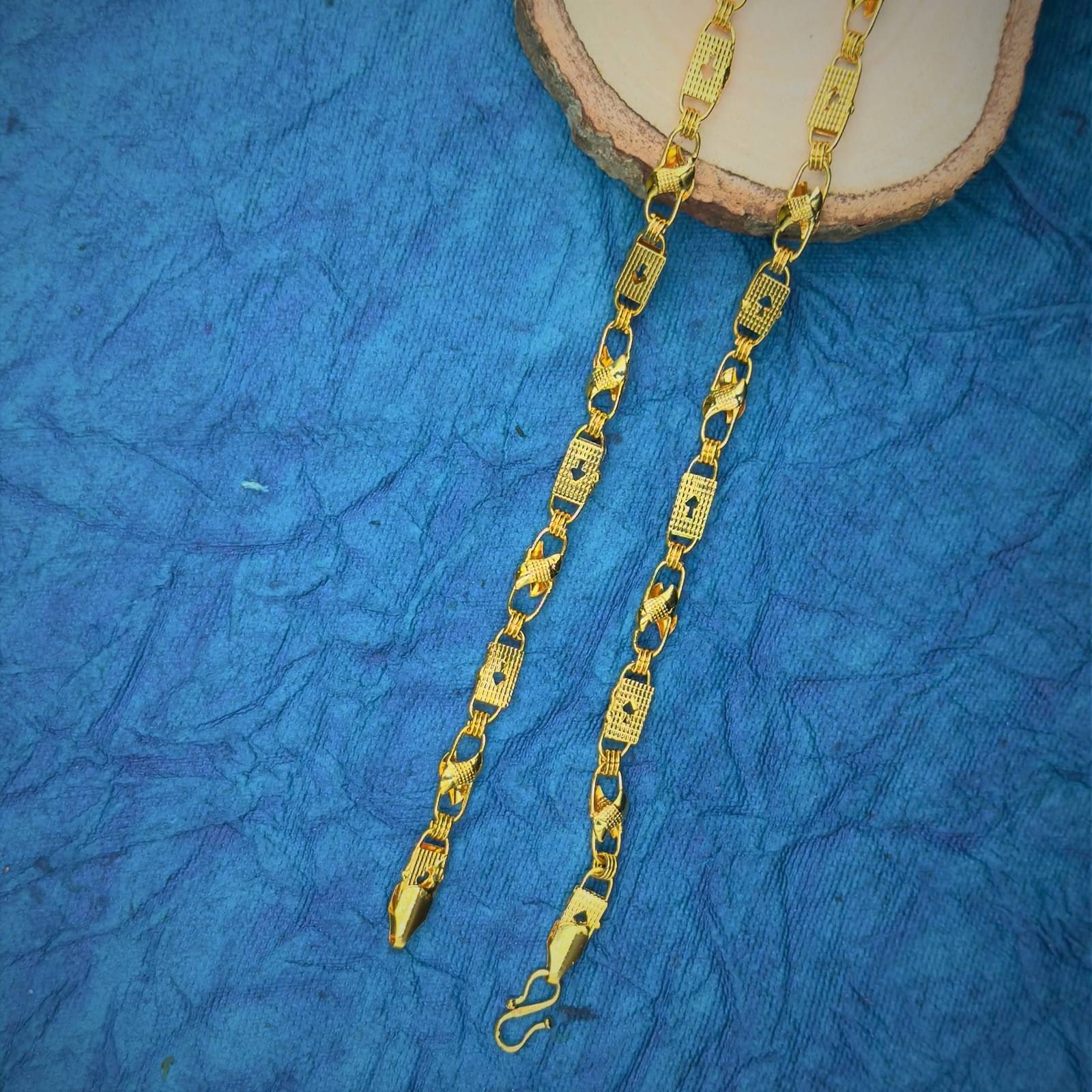 AKLINA Gold Plated Chain ( Set of 1 ) AKLINA Gold Plated Chain ( Set of 1 )