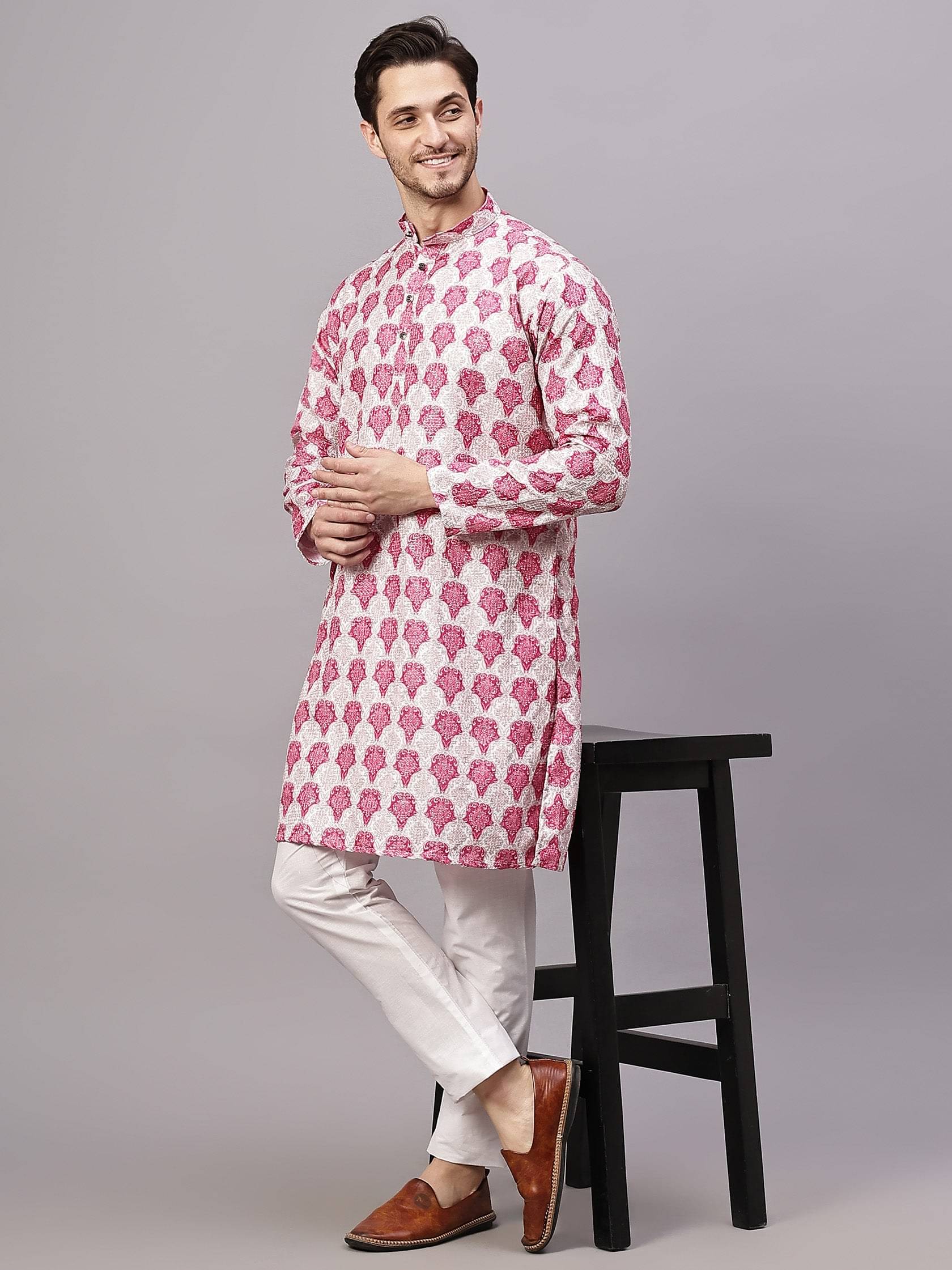 FIREFISH Pink Cotton Blend Regular Fit Men's Kurta Pyjama Set ( Pack of 1 ) FIREFISH Pink Cotton Blend Regular Fit Men's Kurta Pyjama Set ( Pack of 1 )