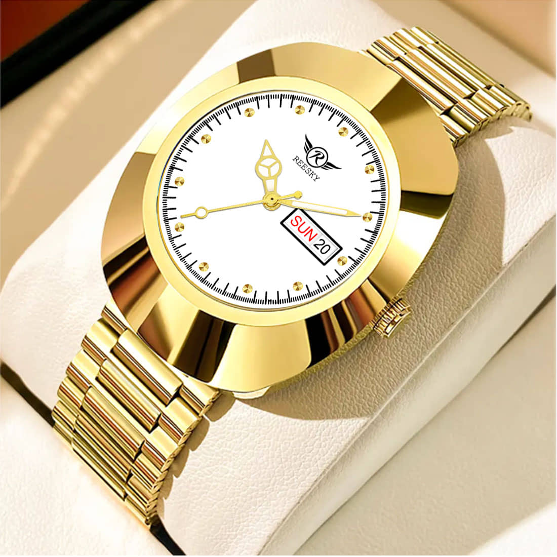 REESKY Gold Stainless Steel Analog Men's Watch