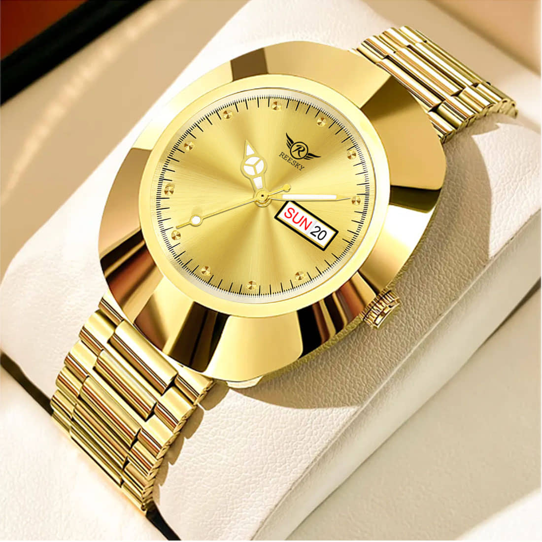 REESKY Gold Stainless Steel Analog Men's Watch