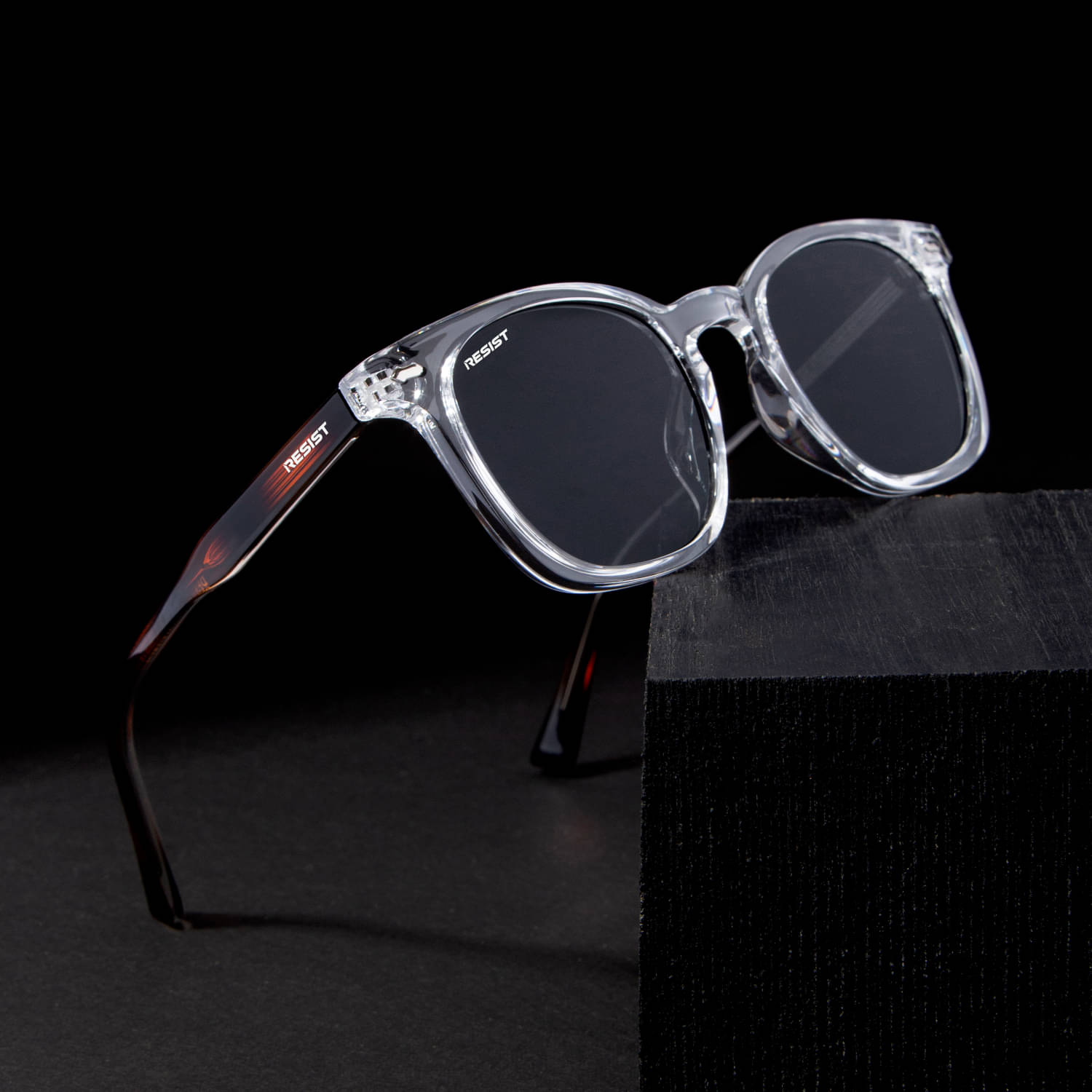     			RESIST EYEWEAR White Round Sunglasses ( Pack of 1 )