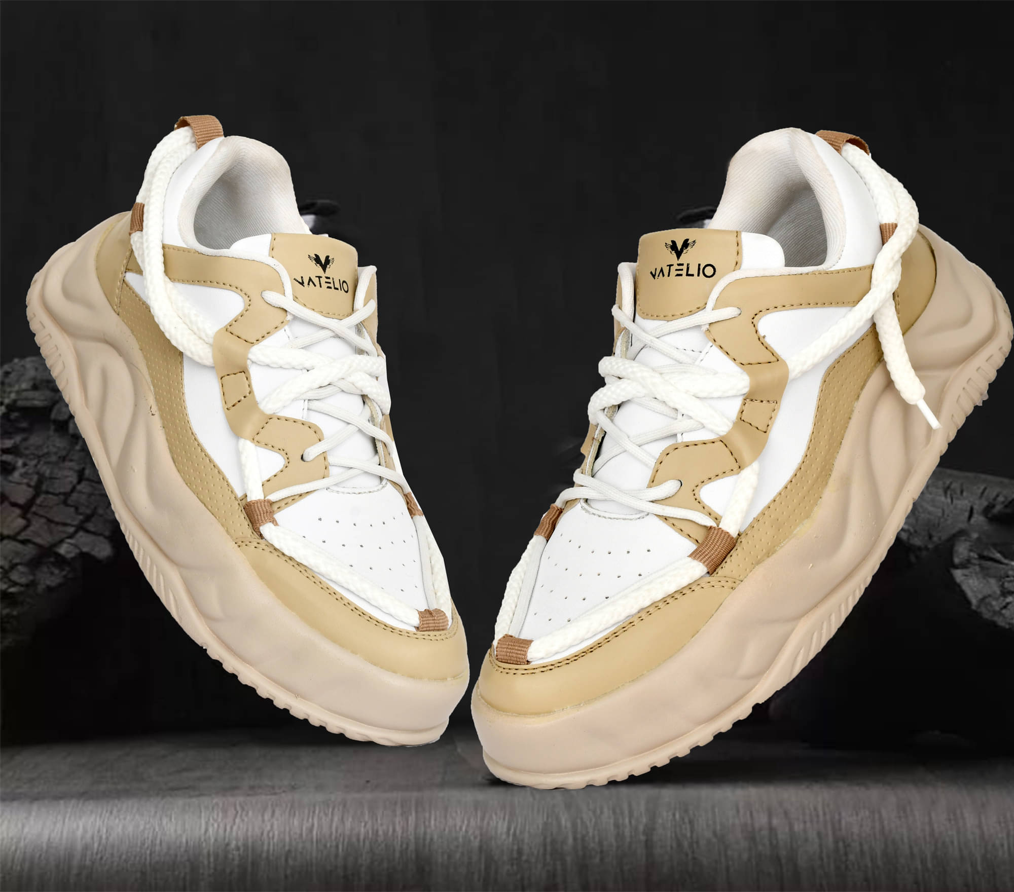     			VATELIO White Men's Lifestyle Shoes