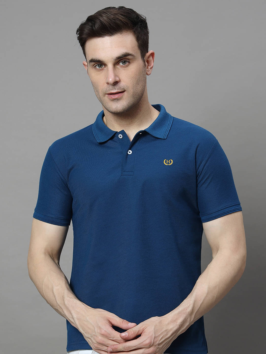 Hushbucks Pack of 1 Cotton Blend Regular Fit Solid Half Sleeves Men's Polo T Shirt ( Navy Blue ) Hushbucks Pack of 1 Cotton Blend Regular Fit Solid Half Sleeves Men's Polo T Shirt ( Navy Blue )