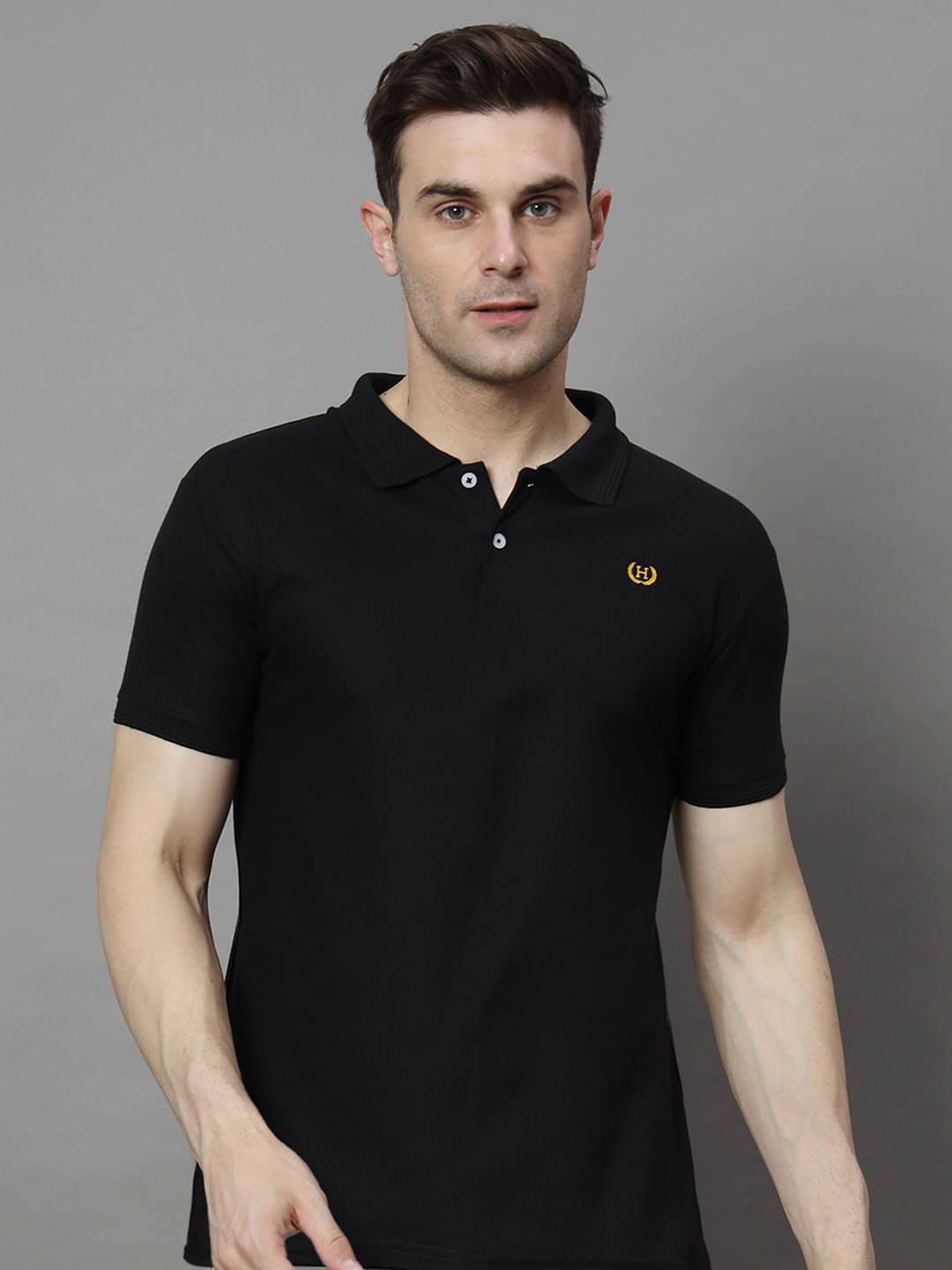 Hushbucks Pack of 1 Cotton Blend Regular Fit Solid Half Sleeves Men's Polo T Shirt ( Black ) Hushbucks Pack of 1 Cotton Blend Regular Fit Solid Half Sleeves Men's Polo T Shirt ( Black )