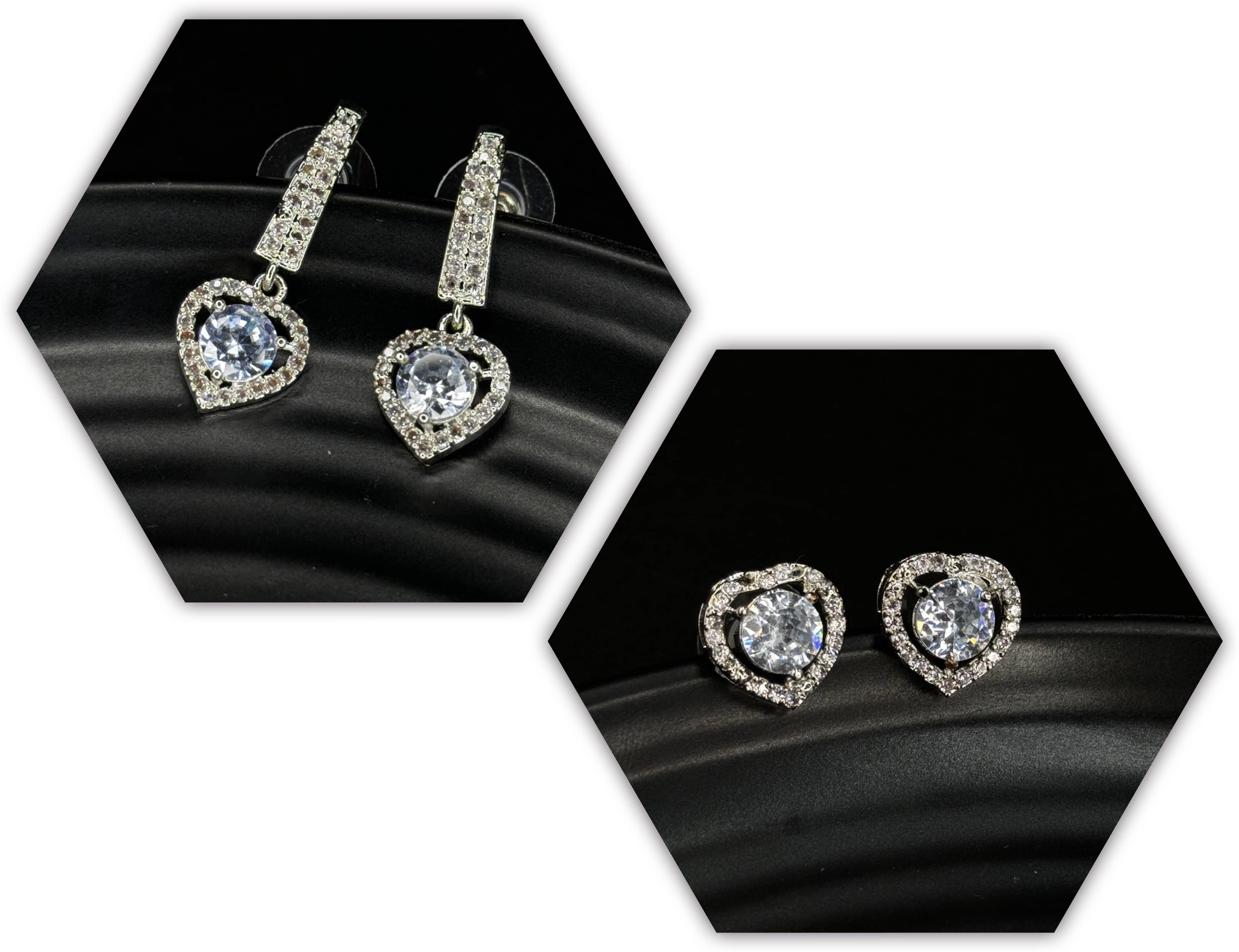     			AKLINA White Stud Earrings ( Pack of 2 )