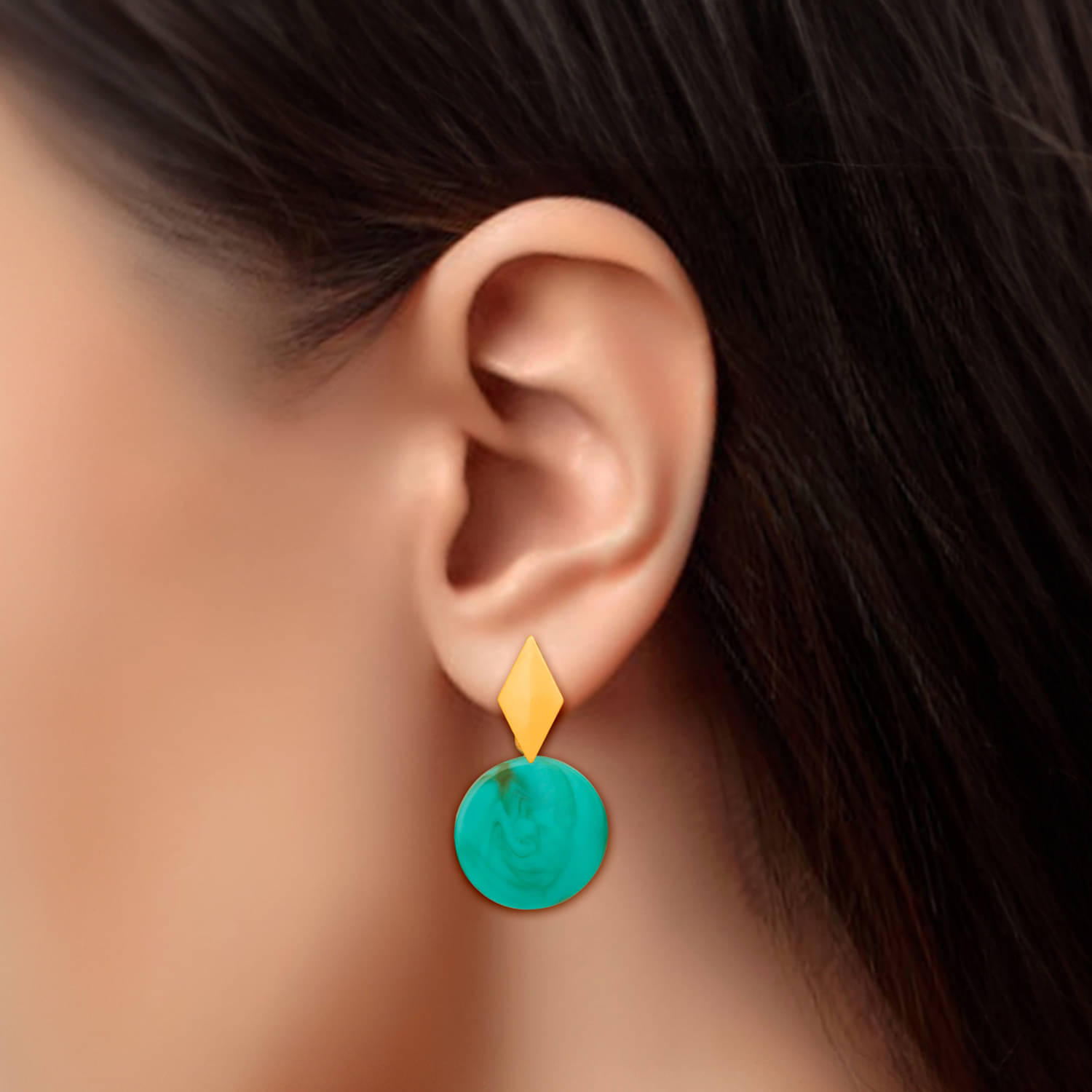     			Drashti Collection Blue Stud Earrings ( Pack of 1 )
