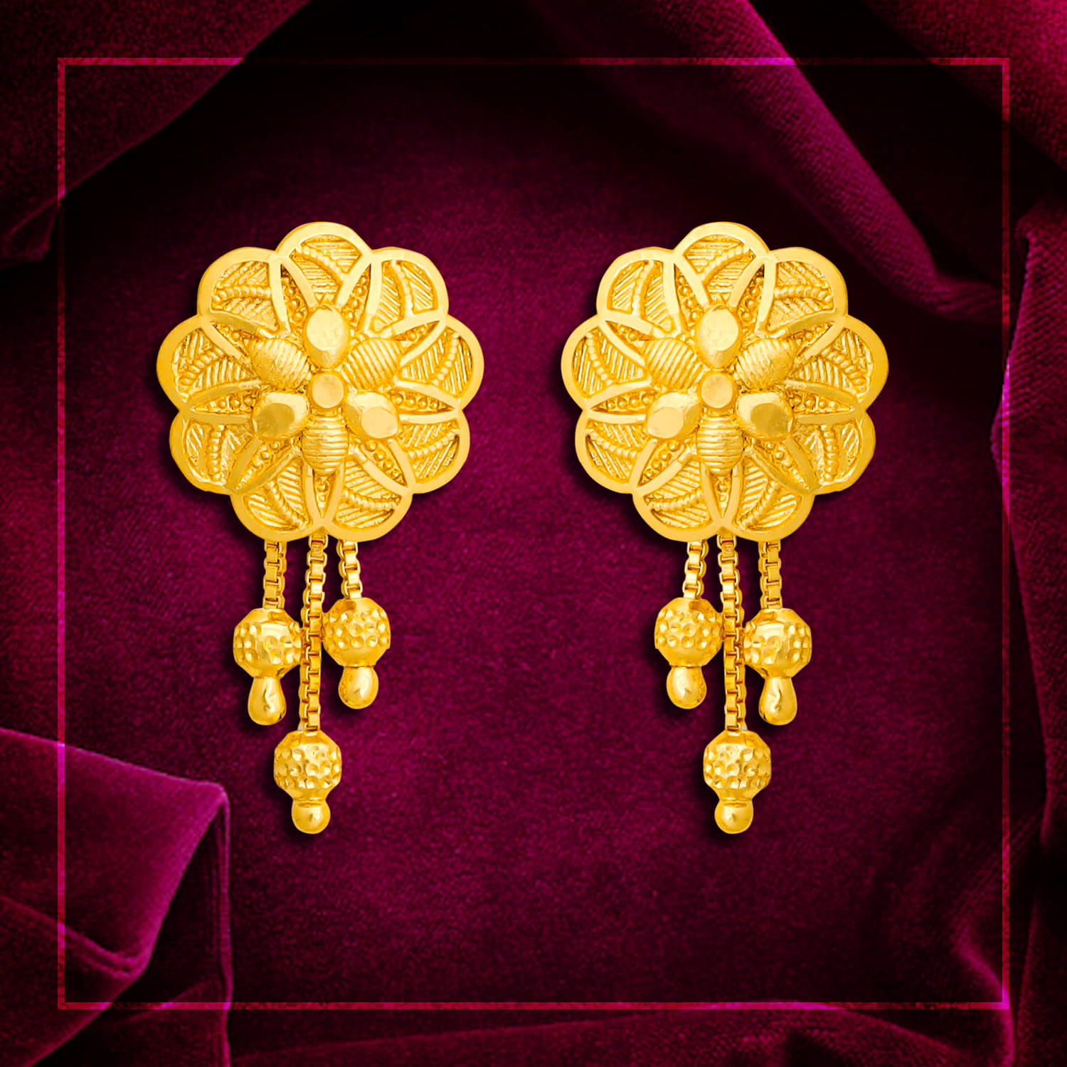     			Drashti Collection Golden Stud Earrings ( Pack of 1 )
