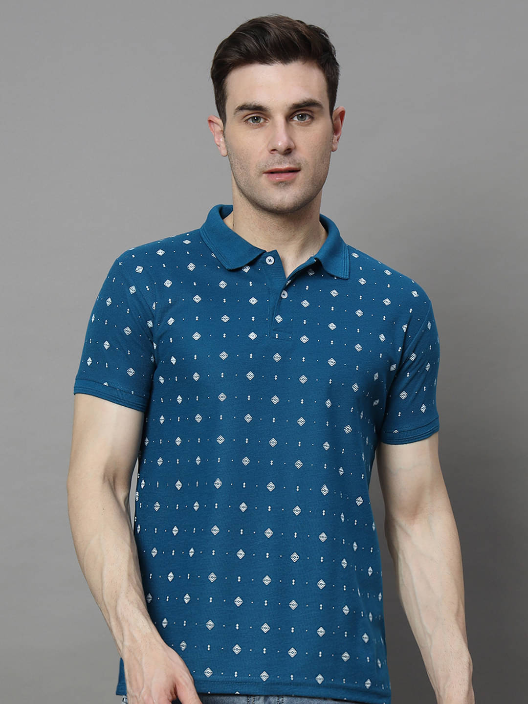 Hushbucks Pack of 1 Cotton Blend Regular Fit Printed Half Sleeves Men's Polo T Shirt ( Teal Blue ) Hushbucks Pack of 1 Cotton Blend Regular Fit Printed Half Sleeves Men's Polo T Shirt ( Teal Blue )